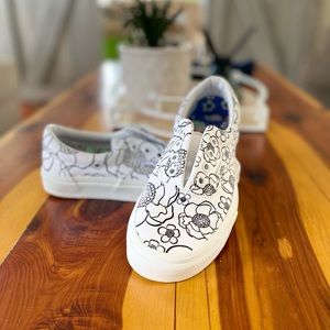 Color Yourself White Vans